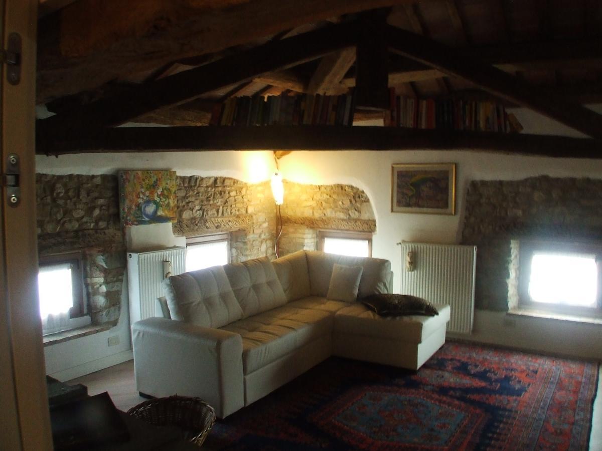 Bed and Breakfast Casa Fiorina Miane Esterno foto
